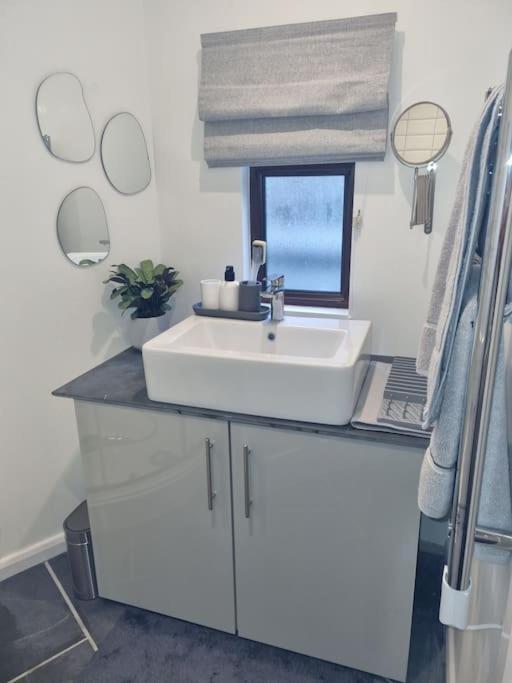 Ferienwohnung The Den - A Modern, Quirky, Self Contained Unit Braunton Exterior foto